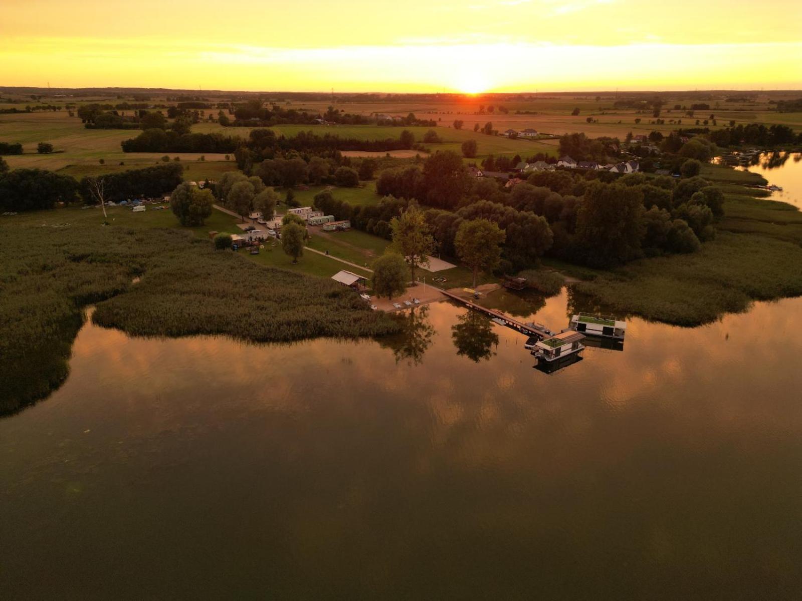 Vila Osrodek Wypoczynkowy "Marina Rozbejko" Myślibórz Exteriér fotografie